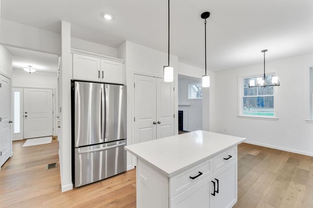 10 Dogwood Circle 10 Barton Plan, Milton, VT 05468