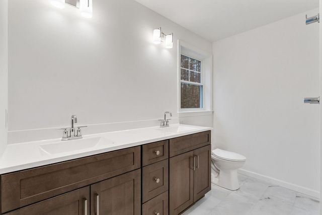 10 Dogwood Circle 10 Barton Plan, Milton, VT 05468