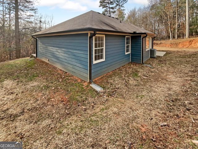 3208 Navajo Circle, Gainesville, GA 30501