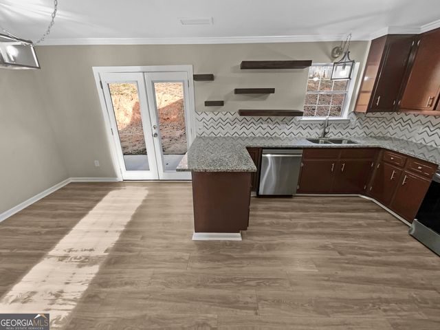 3208 Navajo Circle, Gainesville, GA 30501