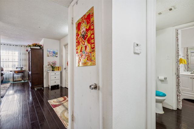 4748 Old Bent Tree Lane 1901, Dallas, TX 75287