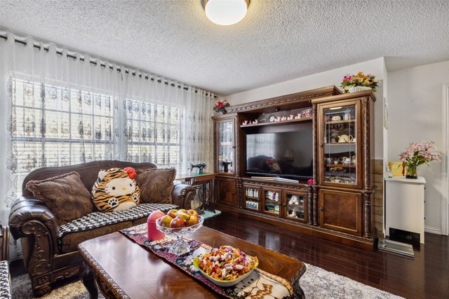 4748 Old Bent Tree Lane 1901, Dallas, TX 75287