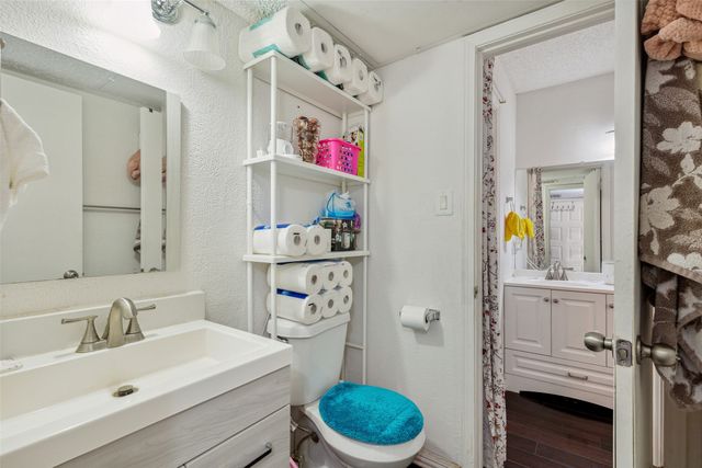 4748 Old Bent Tree Lane 1901, Dallas, TX 75287