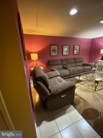 44 LONG GREEN CT, Silver Spring, MD 20906