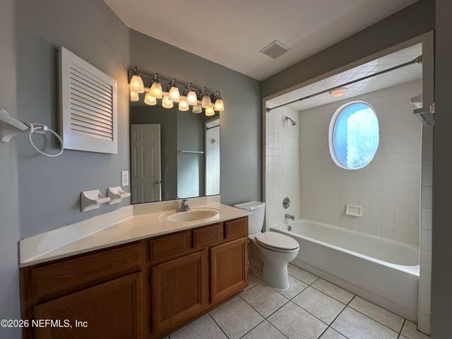 9715 UNDERWOOD Court, Jacksonville, FL 32210