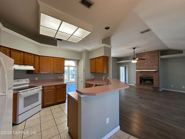 9715 UNDERWOOD Court, Jacksonville, FL 32210