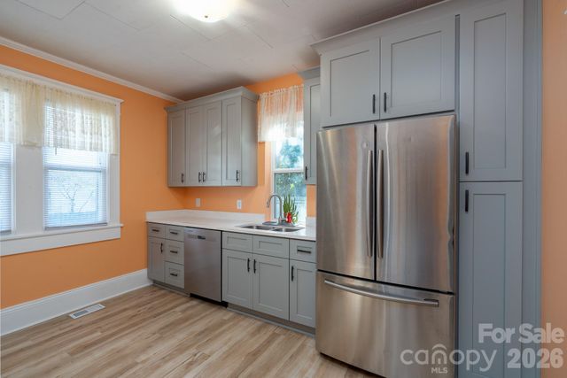 200 Martin Luther King Jr Avenue, Kannapolis, NC 28083