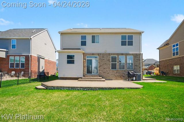 55321 Demaret Drive, Macomb, MI 48042
