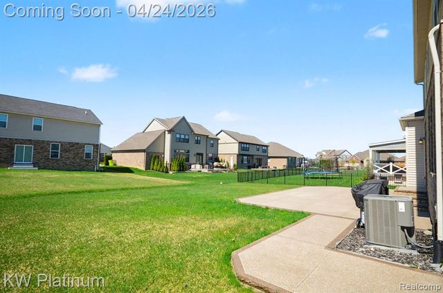 55321 Demaret Drive, Macomb, MI 48042