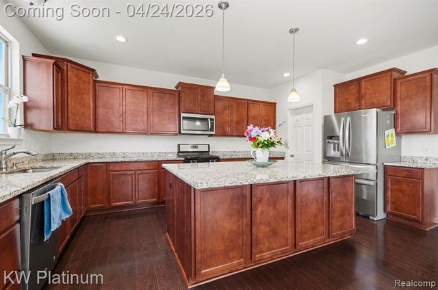 55321 Demaret Drive, Macomb, MI 48042