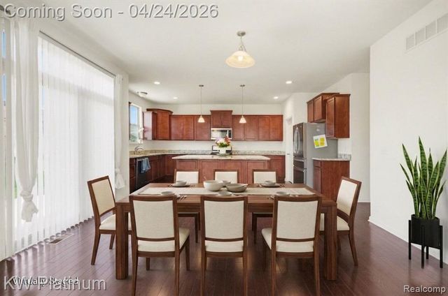 55321 Demaret Drive, Macomb, MI 48042