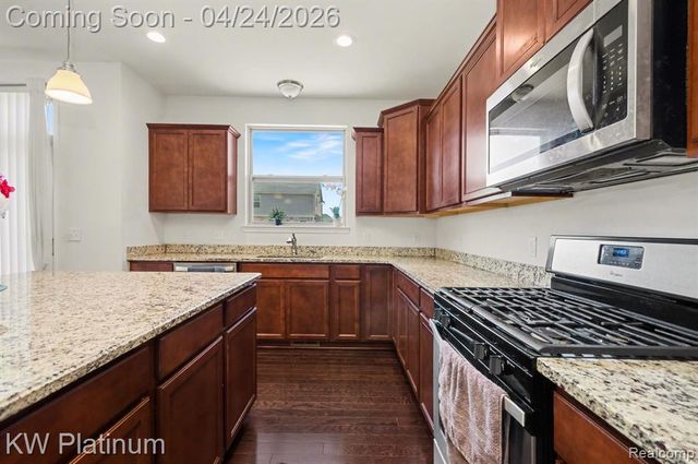 55321 Demaret Drive, Macomb, MI 48042
