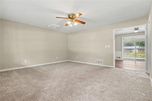 5139 Presley Drive, Flowery Branch, GA 30542