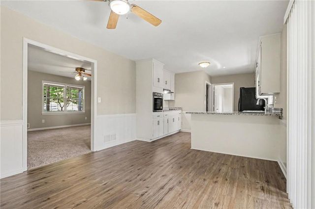 5139 Presley Drive, Flowery Branch, GA 30542