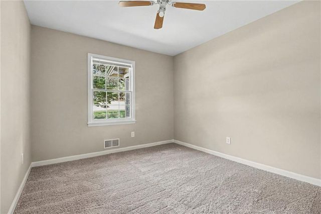 5139 Presley Drive, Flowery Branch, GA 30542