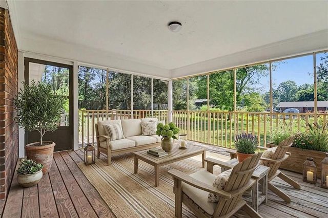 5139 Presley Drive, Flowery Branch, GA 30542