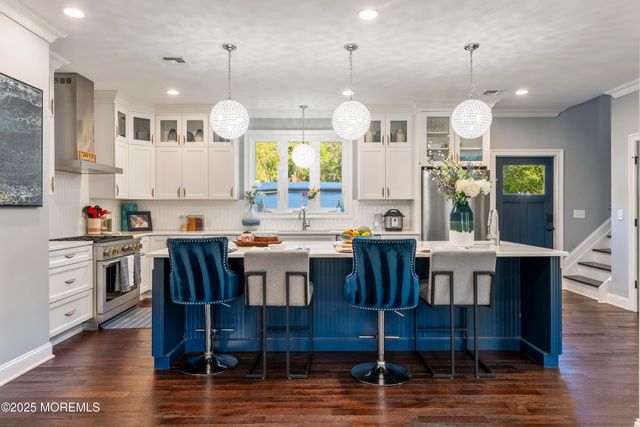 830 & 832 Holmdel Road, Holmdel, NJ 07733