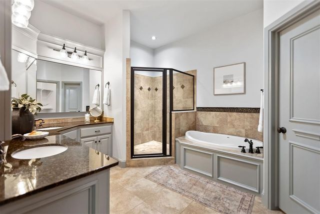 3824 Villas Creek Court, Edmond, OK 73003