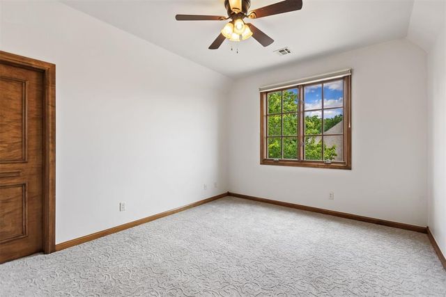 3824 Villas Creek Court, Edmond, OK 73003