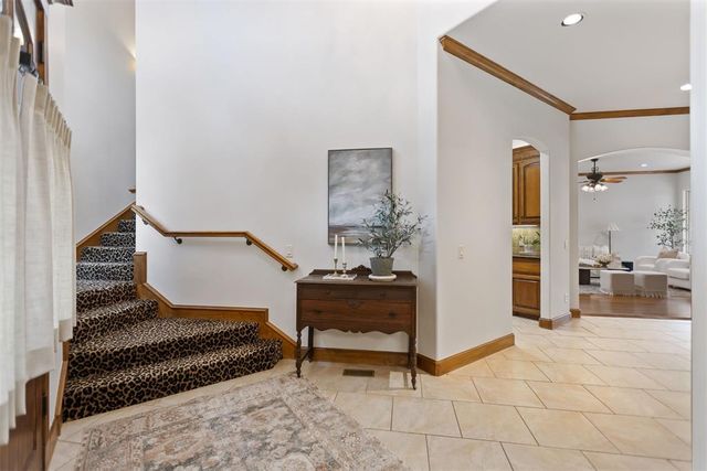 3824 Villas Creek Court, Edmond, OK 73003