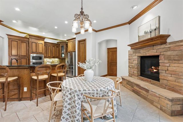 3824 Villas Creek Court, Edmond, OK 73003
