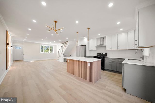 8630 BAYARD ST, Philadelphia, PA 19150