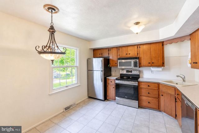 181 ROBODA BLVD, Royersford, PA 19468
