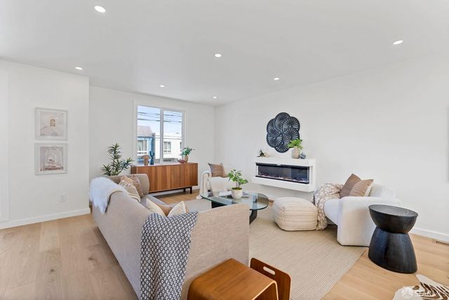 2051 22nd Avenue, San Francisco, CA 94116