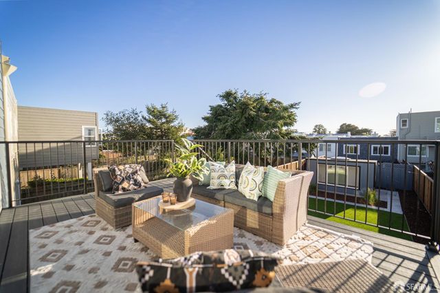 2051 22nd Avenue, San Francisco, CA 94116