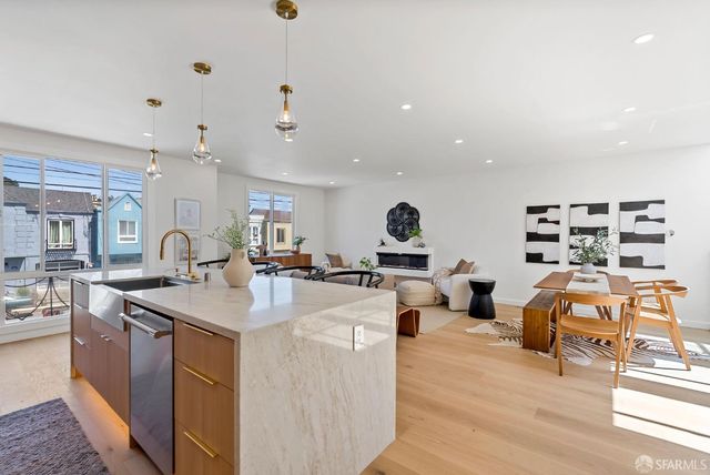 2051 22nd Avenue, San Francisco, CA 94116