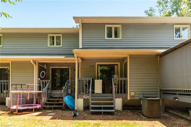 5347 Summit Heights Drive, Winston-salem, NC 27104