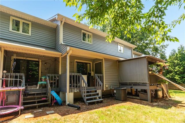 5347 Summit Heights Drive, Winston-salem, NC 27104