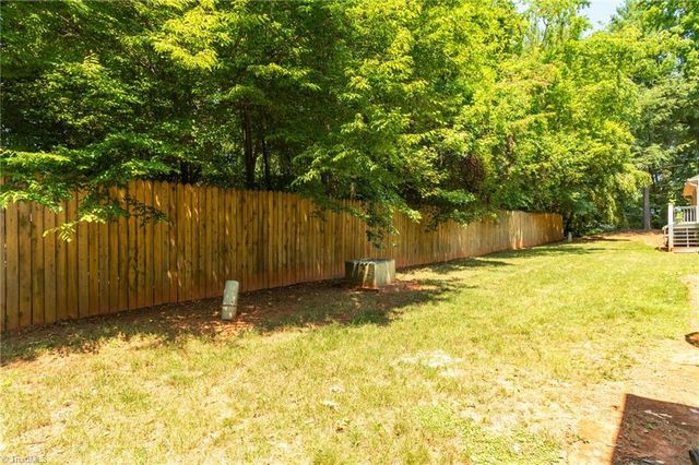 5347 Summit Heights Drive, Winston-salem, NC 27104