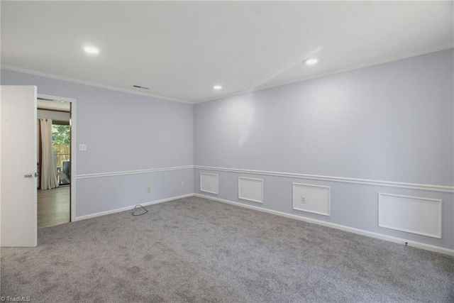 5347 Summit Heights Drive, Winston-salem, NC 27104