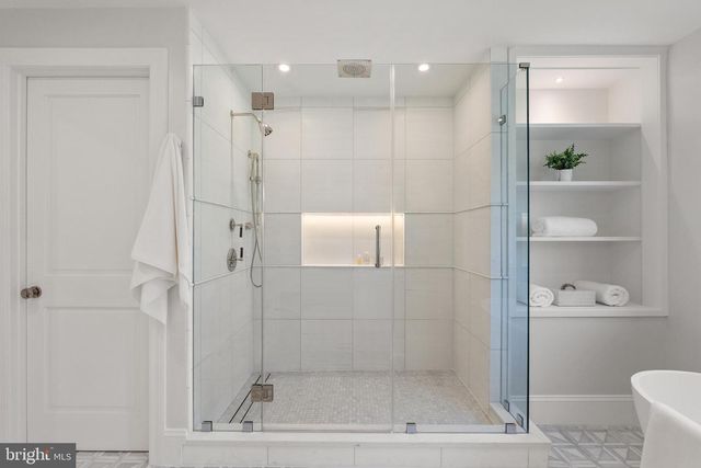 5119 YUMA ST NW, Washington, DC 20016