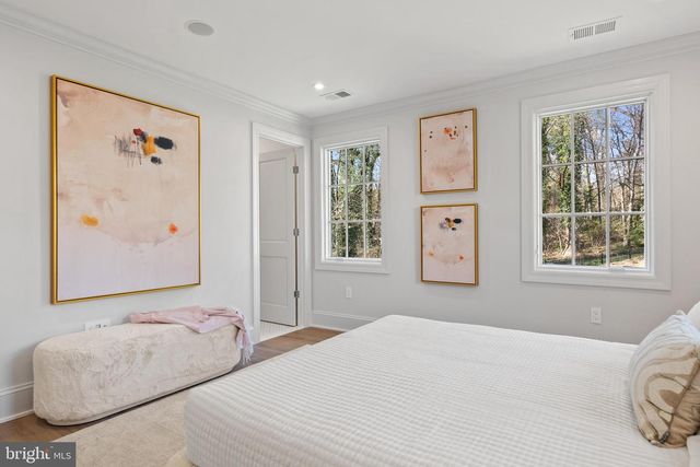 5119 YUMA ST NW, Washington, DC 20016