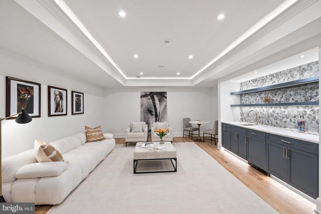 5119 YUMA ST NW, Washington, DC 20016