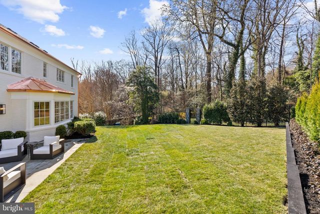 5119 YUMA ST NW, Washington, DC 20016