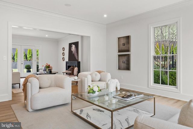 5119 YUMA ST NW, Washington, DC 20016