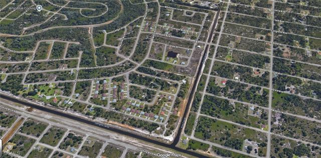 1818 Rodeo CT, Lehigh Acres, FL 33972