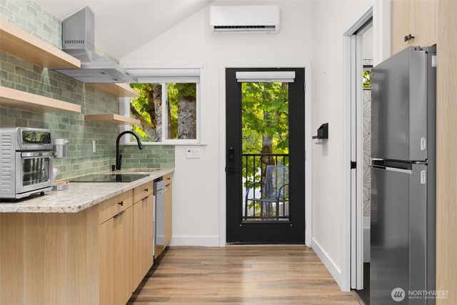 1109 Lewis Lane SE, Issaquah, WA 98027