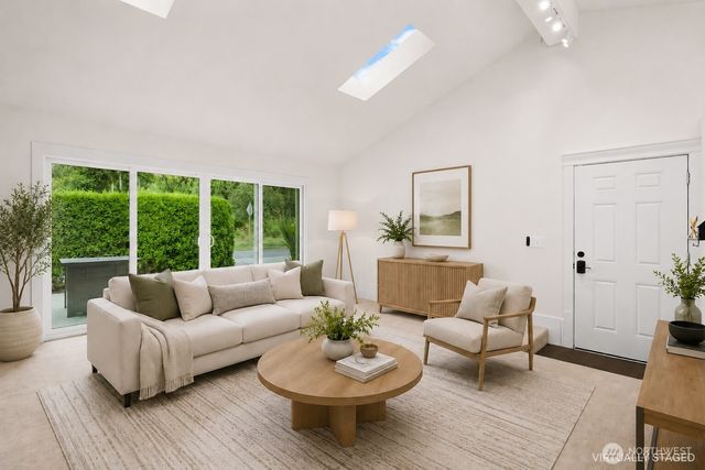 1109 Lewis Lane SE, Issaquah, WA 98027