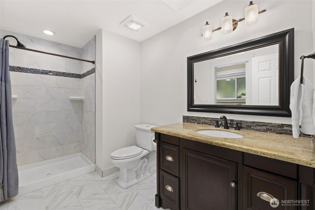 1109 Lewis Lane SE, Issaquah, WA 98027