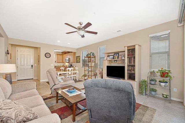 7438 Chevelle Way, Sacramento, CA 95829