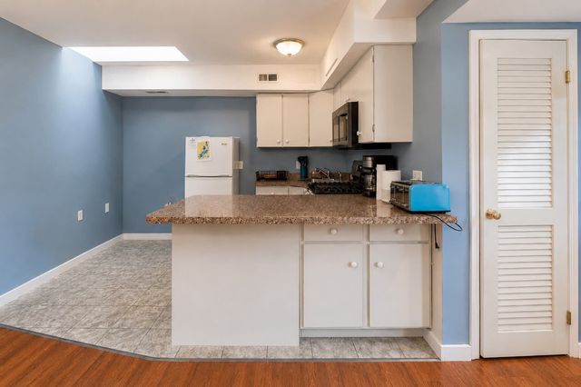 27717 W Grass Lake Drive, Spring Grove, IL 60081