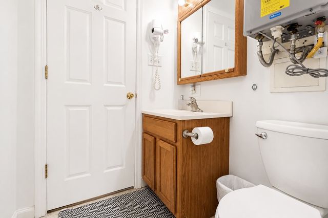 27717 W Grass Lake Drive, Spring Grove, IL 60081