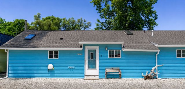 27717 W Grass Lake Drive, Spring Grove, IL 60081