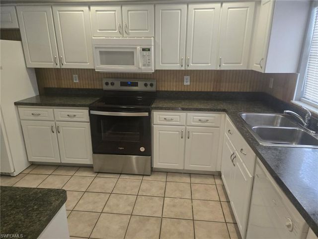 838 SW 47th TER A203, Cape Coral, FL 33914