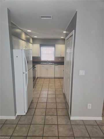 838 SW 47th TER A203, Cape Coral, FL 33914