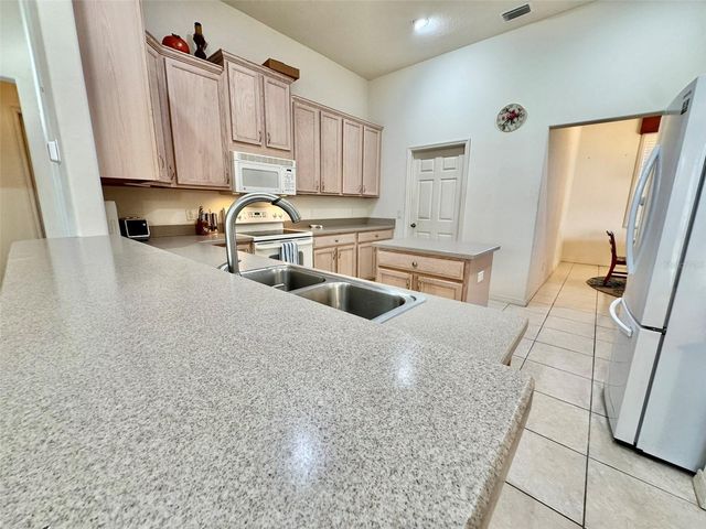 56 S NEEDLES POINT, Inverness, FL 34453